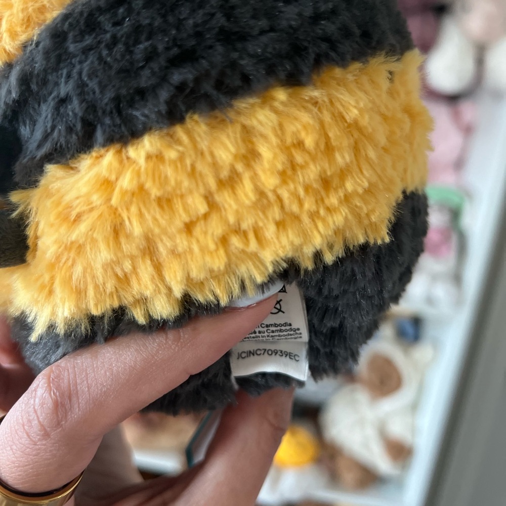 Jellycat Albee Bee - Authentic & BNWT π LAST ONE AVAILABLE - Picture 5 of 6